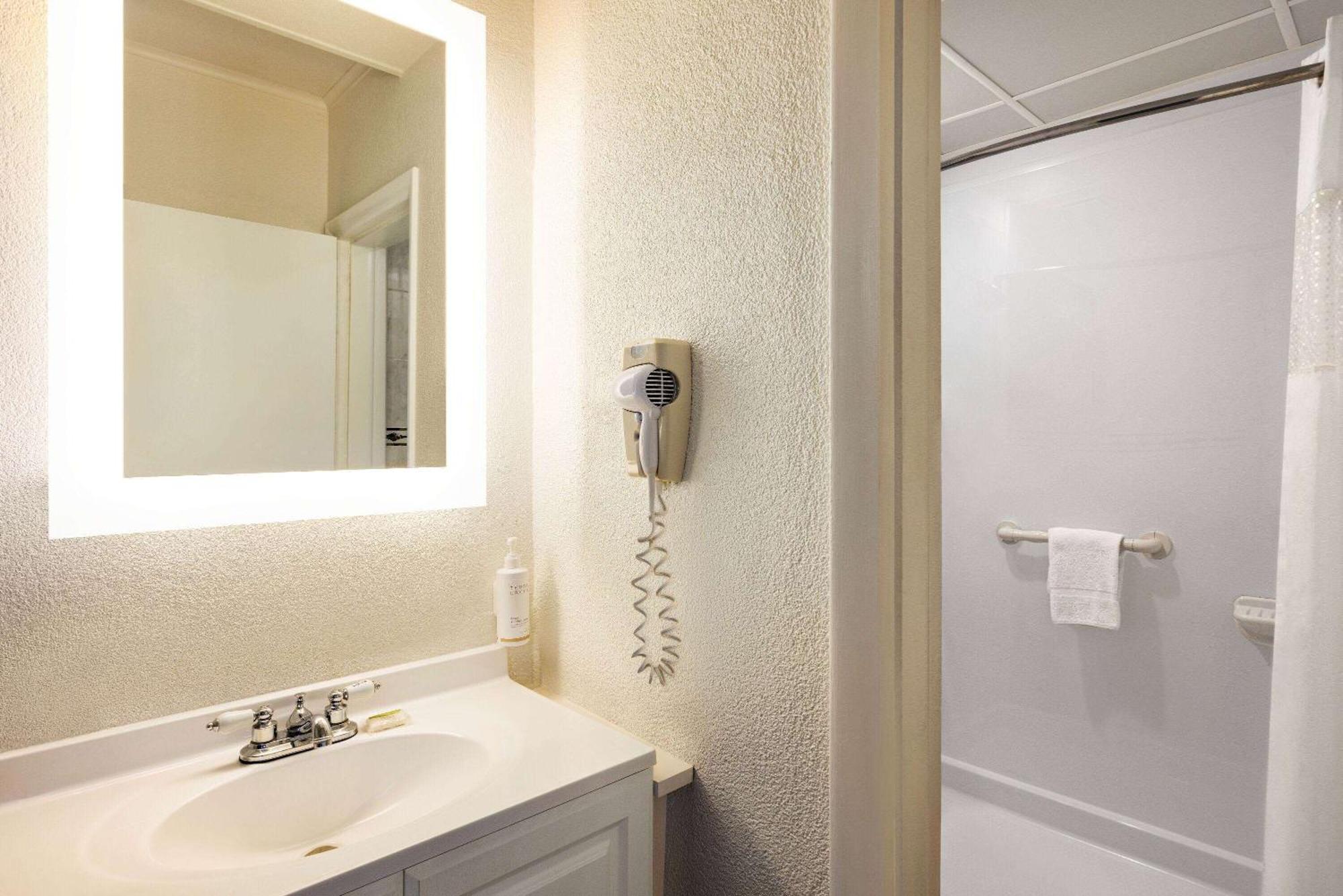 Howard Johnson By Wyndham Ocean City Oceanfront Exteriér fotografie